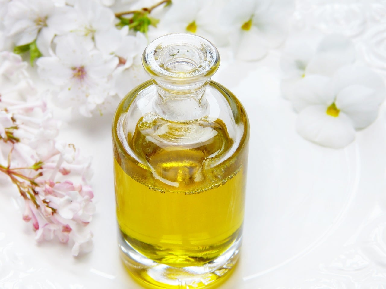 Les choses à savoir lorsque vous utilisez des huiles dans vos soins de la peau