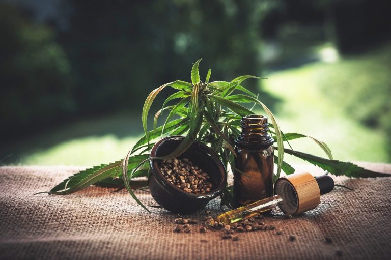 Comment le chanvre et les autres extraits de cannabis sont-ils utilisés en cosmétique ?