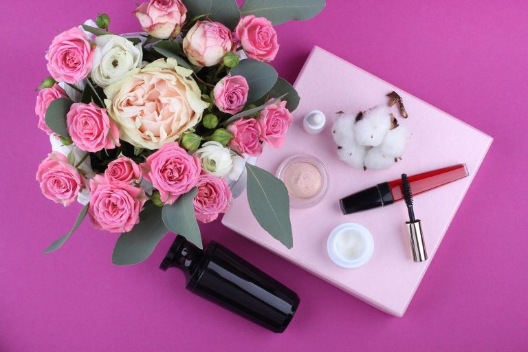 Comment les marques de cosmétiques bio réduisent considérablement leur empreinte carbone ?