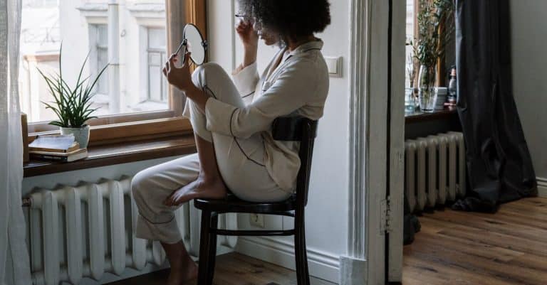 Quels cosmétiques bio choisir pour ma peau sensible ?