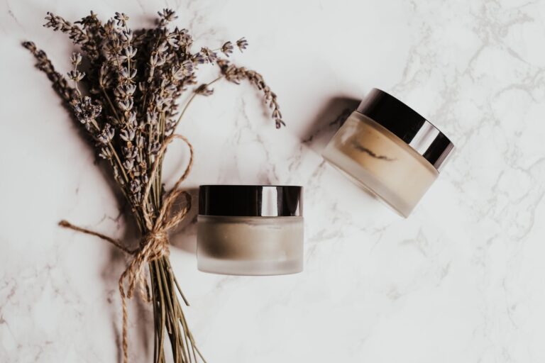 Quels cosmétiques bio conviennent aux jeunes filles ?