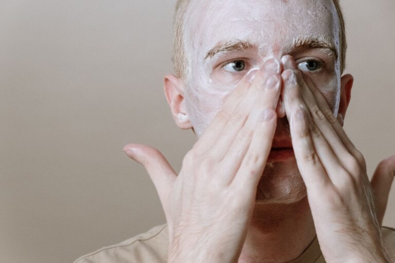 Les cosmétiques bio sont-ils adaptés aux besoins des jeunes hommes?