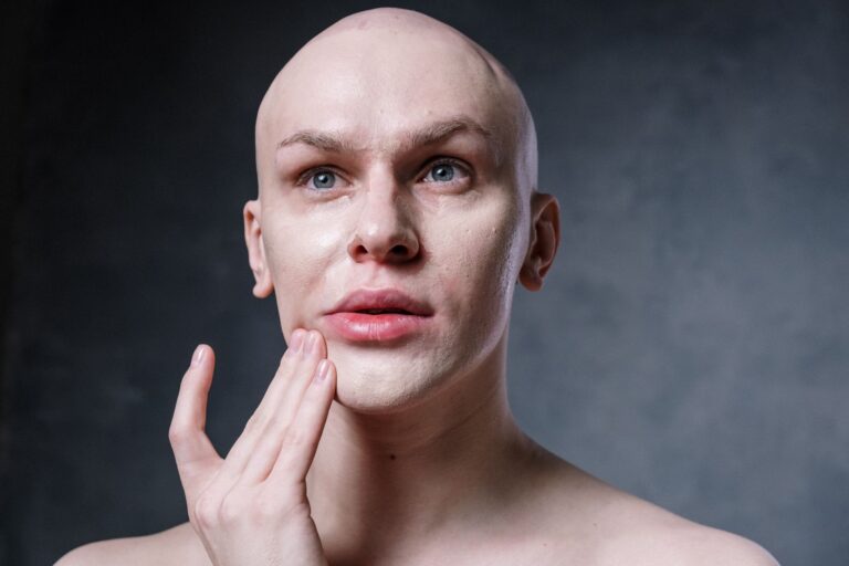 Quels cosmétiques bio choisir pour les hommes baroudeurs ?