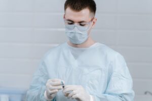 Le vaccin contre la Covid-19 pourra être reçu avec celui de la grippe dès le 13 octobre 2026